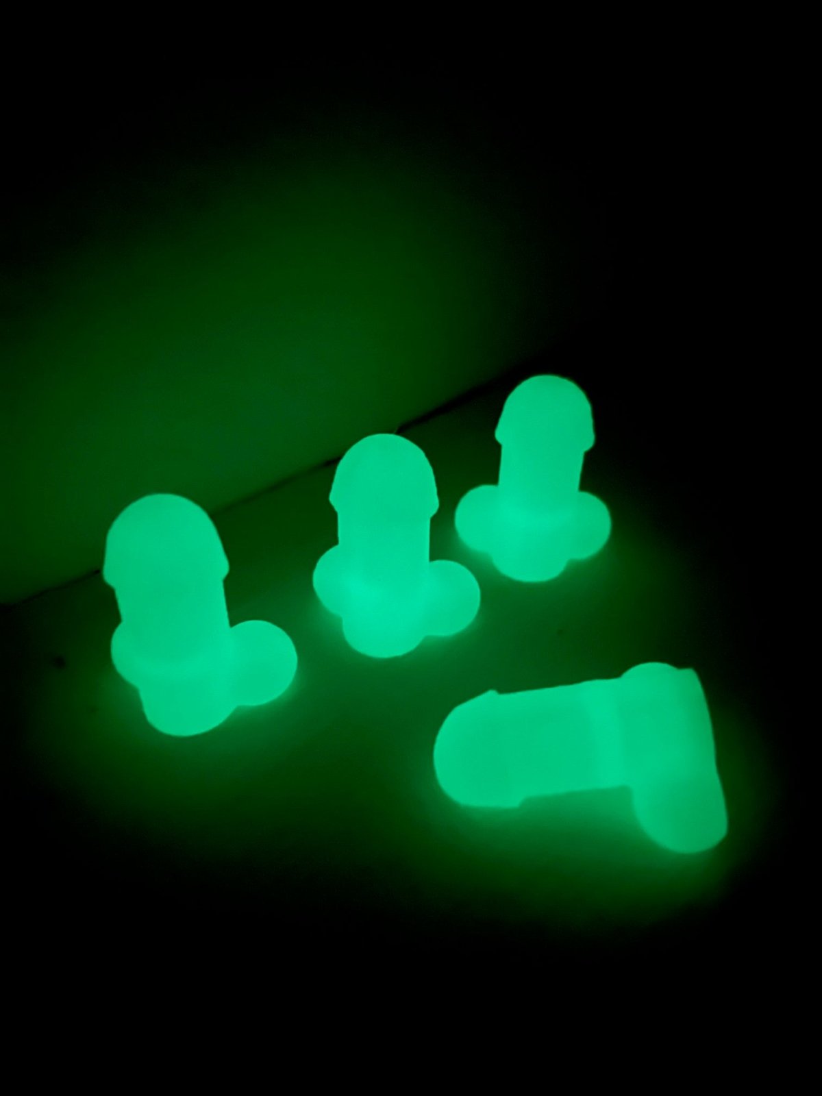 Wheel Willies - Hilarious Weiner Valve Caps - Dicks By Mail - Anonymously mail a bag of dicks